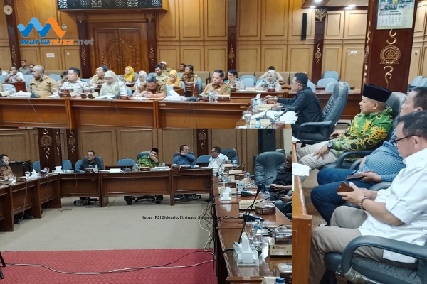 Thumbnail Wartanusa Uk 600 x 400 pixels_20260421_172132_0000